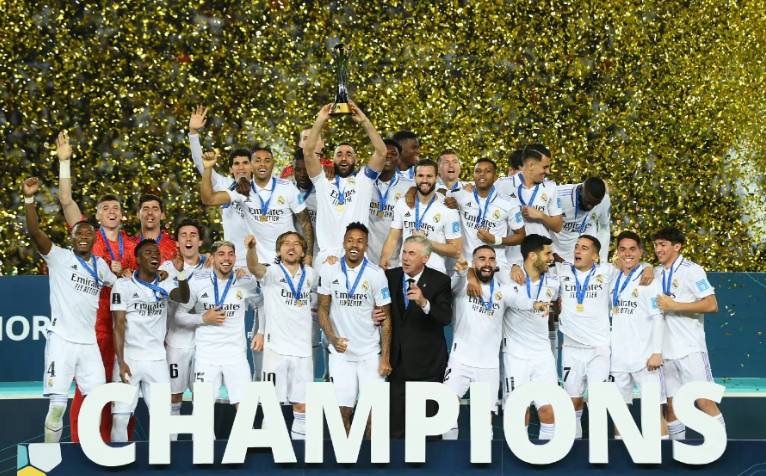 图片报：拜仁的球探考察了达伽马19岁的巴西边锋拉扬（图片报：拜仁派球探考察瓦斯科达伽马19岁巴西翼锋拉扬）