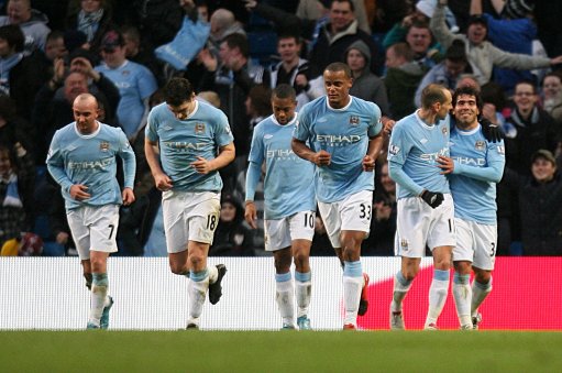 小马哥冠军教头！马斯切拉诺夺教练生涯首冠，执教迈阿密35胜（小马哥加冕冠军主帅！马斯切拉诺摘执教生涯首冠，率迈阿密豪取35胜）