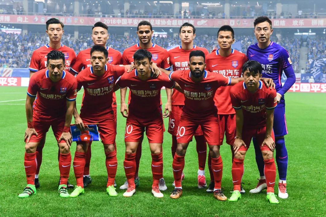 英媒：拜仁有意在一月永久签下梅努，已和他的经纪人直接会谈