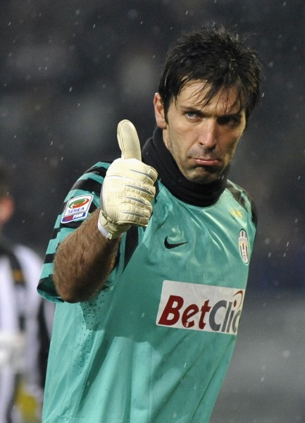 瓜迪奥拉谈10人轮换：确实有些过头了 我对此负全责