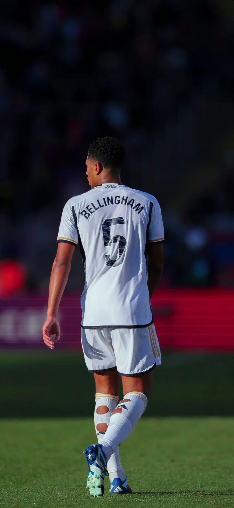 热血，奔赴冠军之路！突破身体桎梏 他们以手为足驰骋赛场（热血逐冠！打破身体枷锁，他们以手代足纵横赛场）